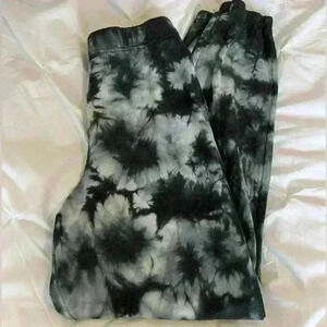 Black and grey RSQ oversized women’s joggers/sweatpants
